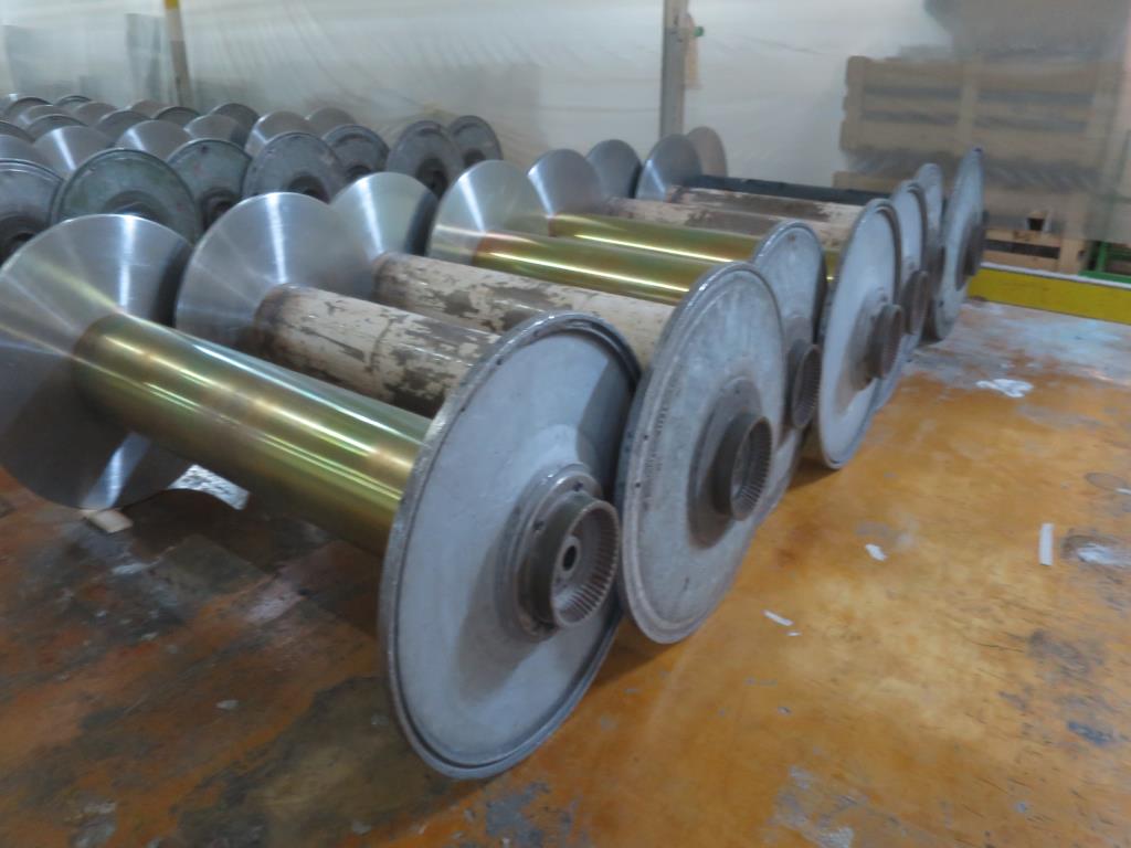 Máquinas dos sectores da fiação, tecelagem e tinturaria - Localização 79787 Lauchringen-1