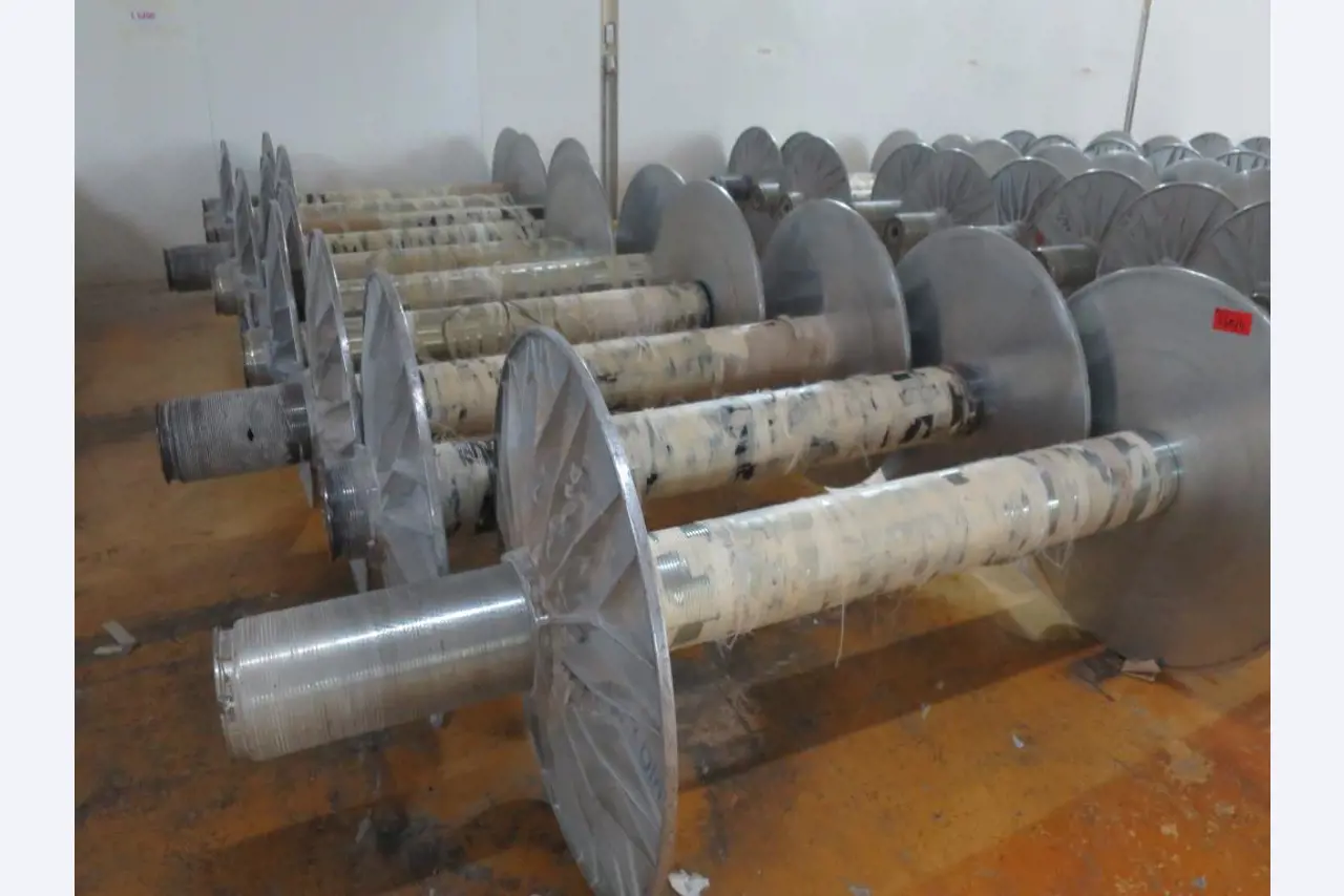 Máquinas dos sectores da fiação, tecelagem e tinturaria - Localização 79787 Lauchringen-1