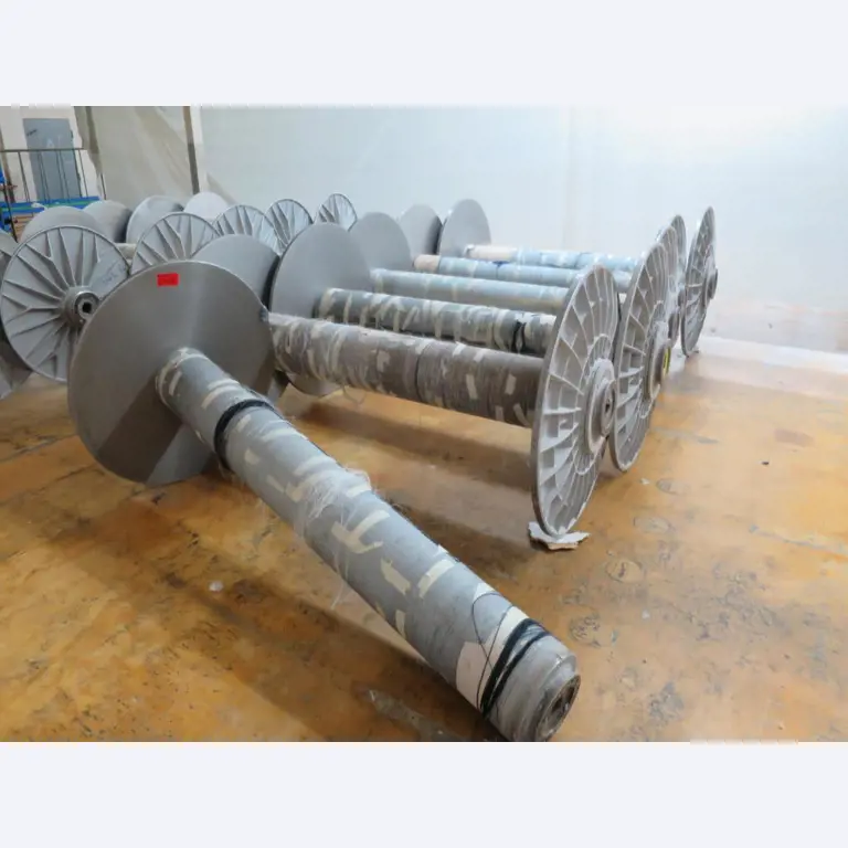 Máquinas dos sectores da fiação, tecelagem e tinturaria - Localização 79787 Lauchringen-1