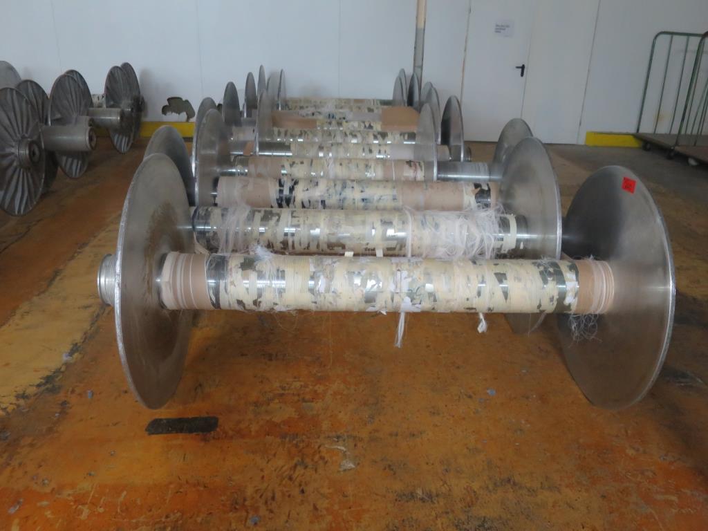 Máquinas dos sectores da fiação, tecelagem e tinturaria - Localização 79787 Lauchringen-1