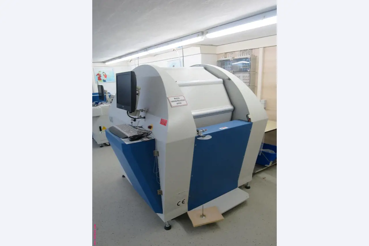 Máquinas dos sectores da fiação, tecelagem e tinturaria - Localização 79787 Lauchringen-2