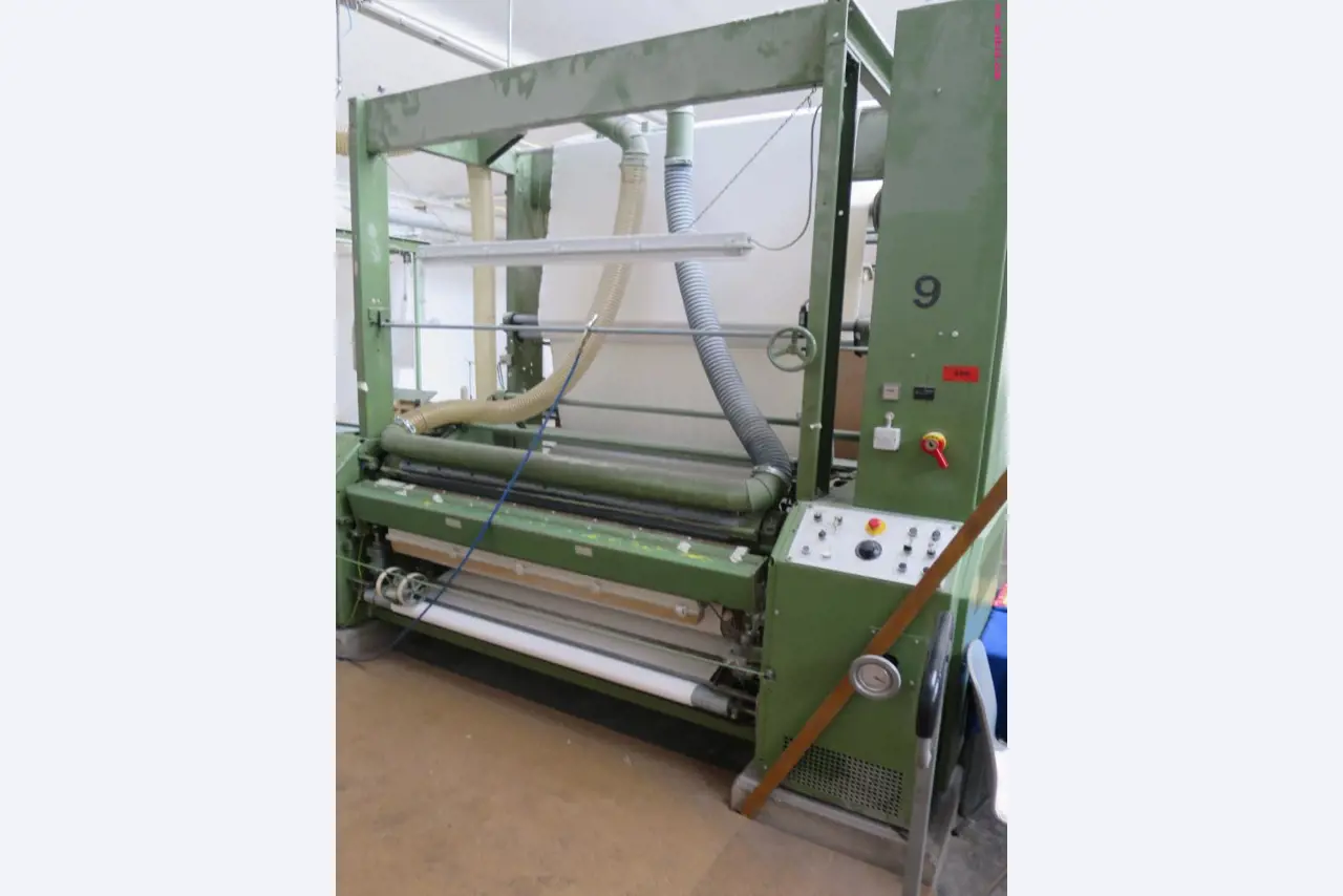 Máquinas dos sectores da fiação, tecelagem e tinturaria - Localização 79787 Lauchringen-1