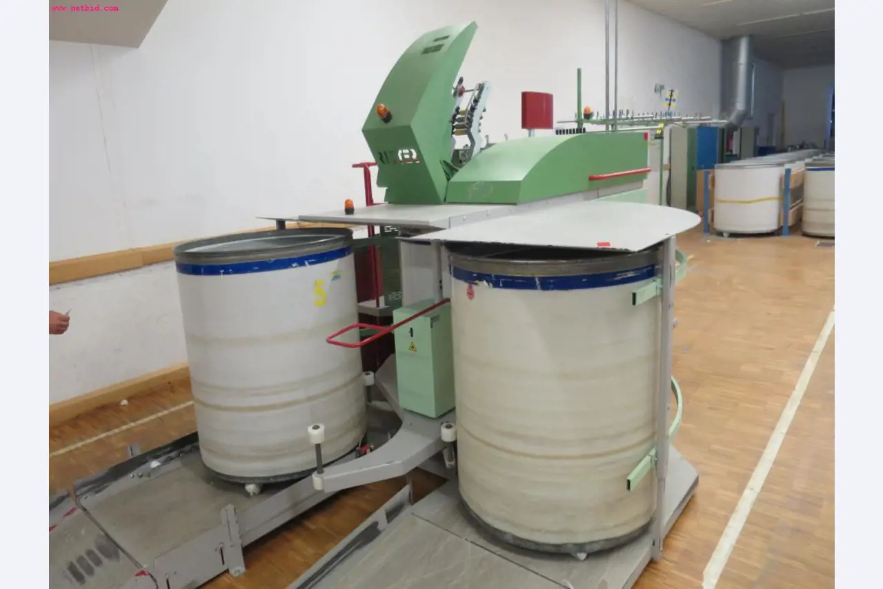 Máquinas dos sectores da fiação, tecelagem e tinturaria - Localização 79787 Lauchringen-1