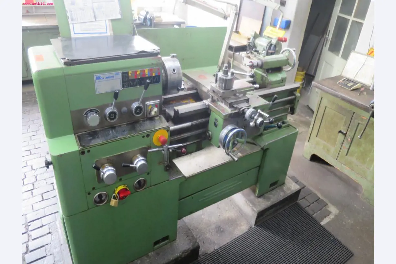 Máquinas dos sectores da fiação, tecelagem e tinturaria - Localização 79787 Lauchringen-1