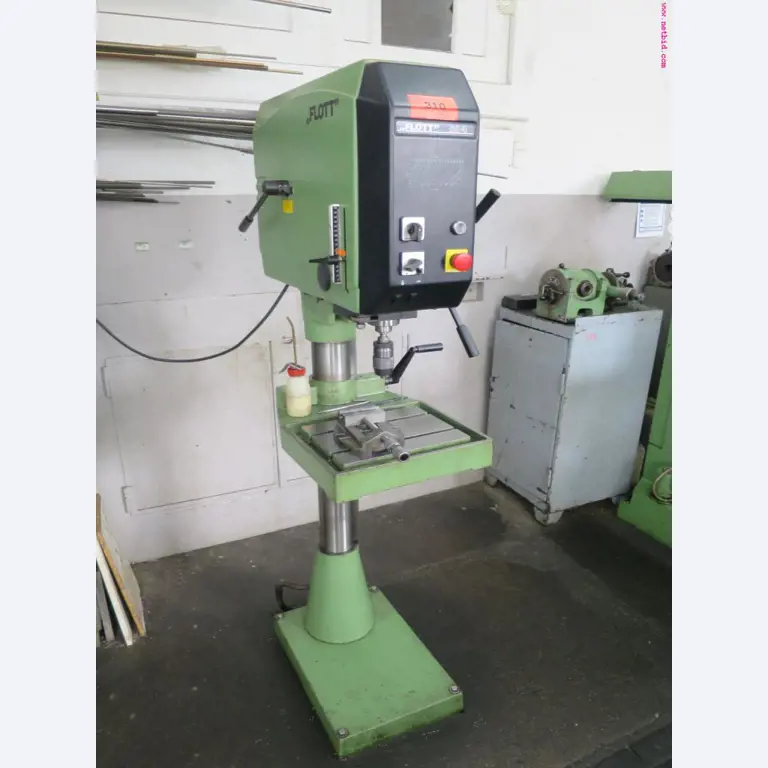 Máquinas dos sectores da fiação, tecelagem e tinturaria - Localização 79787 Lauchringen-1