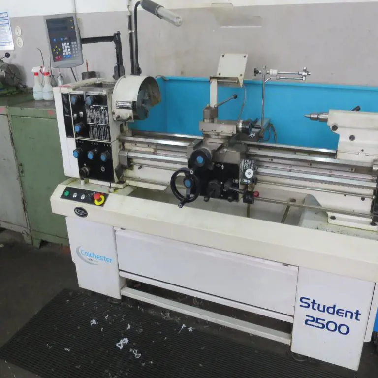 sliding and screw cutting lathe Colchester Student 2500