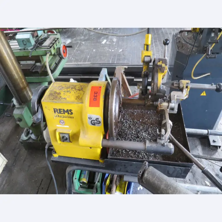 Máquinas dos sectores da fiação, tecelagem e tinturaria - Localização 79787 Lauchringen-1