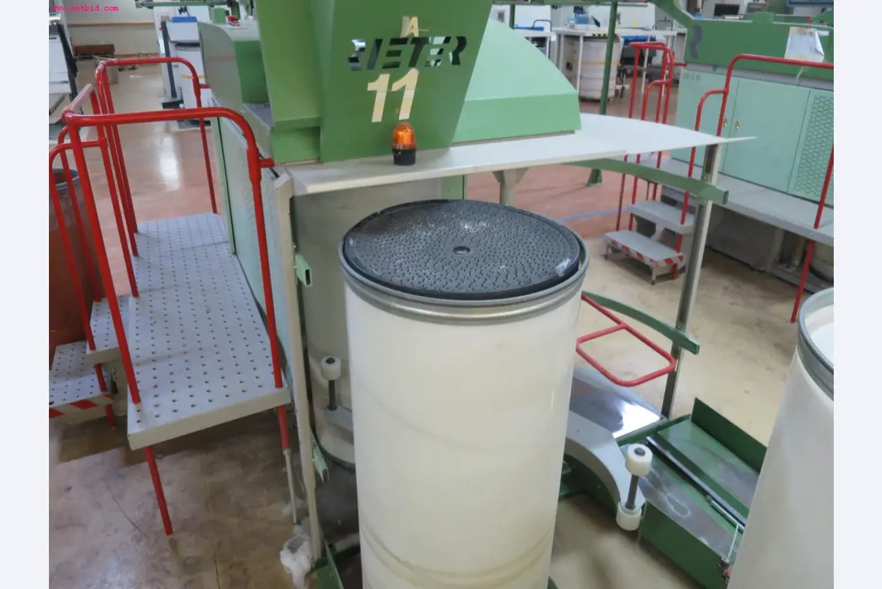 Máquinas dos sectores da fiação, tecelagem e tinturaria - Localização 79787 Lauchringen-3