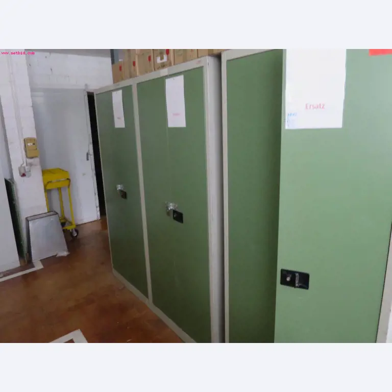 Máquinas dos sectores da fiação, tecelagem e tinturaria - Localização 79787 Lauchringen-1