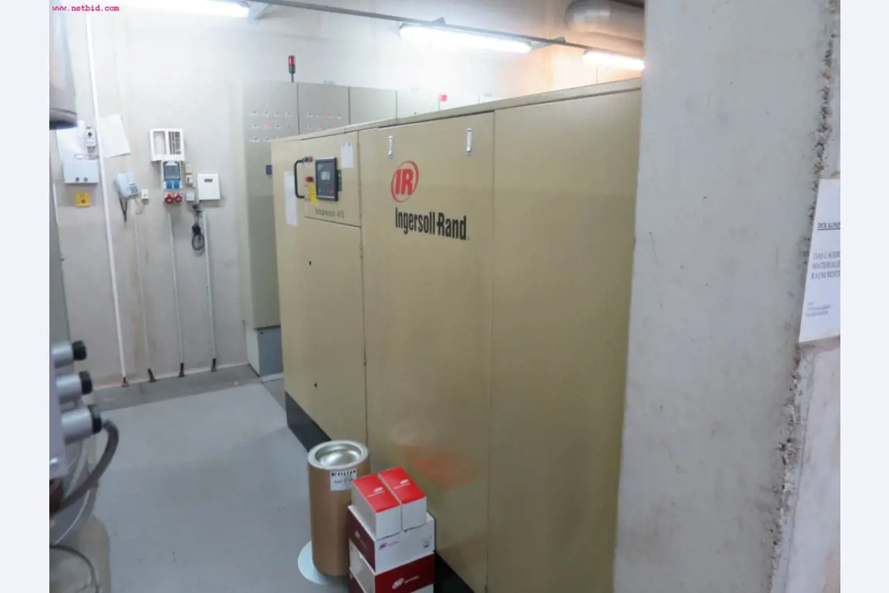 Máquinas dos sectores da fiação, tecelagem e tinturaria - Localização 79787 Lauchringen-2