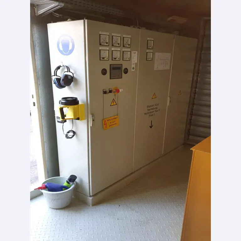 Máquinas dos sectores da fiação, tecelagem e tinturaria - Localização 79787 Lauchringen-14