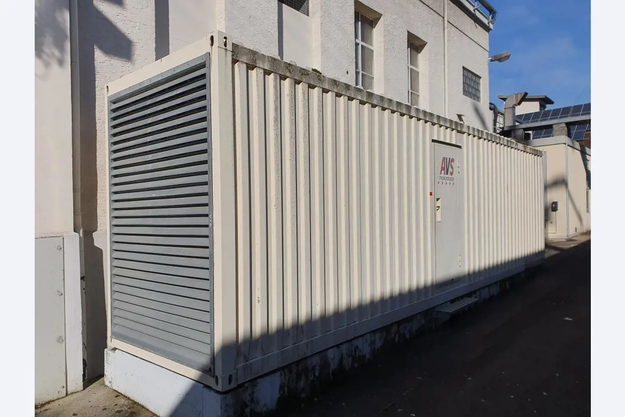 Máquinas dos sectores da fiação, tecelagem e tinturaria - Localização 79787 Lauchringen-1