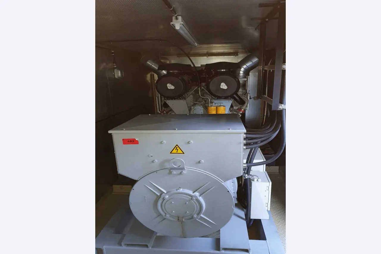 Máquinas dos sectores da fiação, tecelagem e tinturaria - Localização 79787 Lauchringen-4