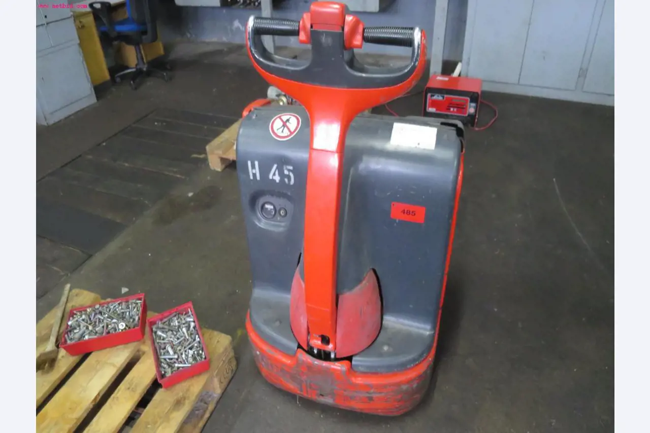 Máquinas dos sectores da fiação, tecelagem e tinturaria - Localização 79787 Lauchringen-1