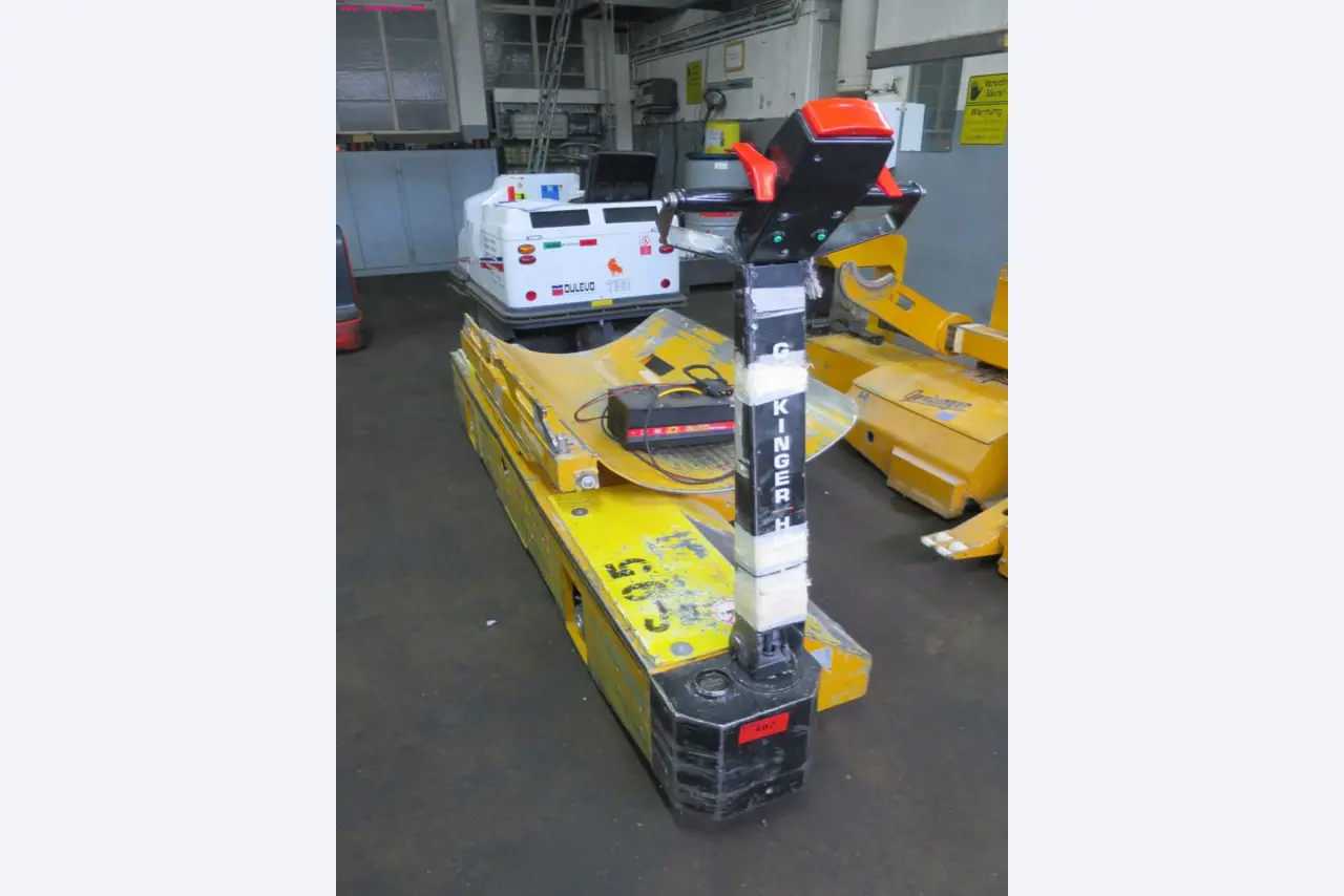 Máquinas dos sectores da fiação, tecelagem e tinturaria - Localização 79787 Lauchringen-1