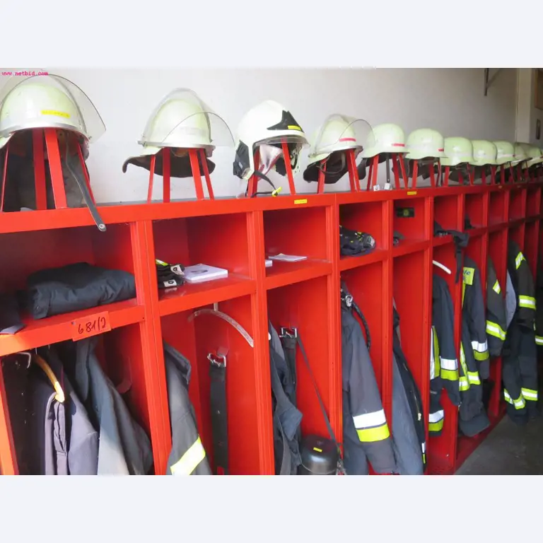 Máquinas dos sectores da fiação, tecelagem e tinturaria - Localização 79787 Lauchringen-1