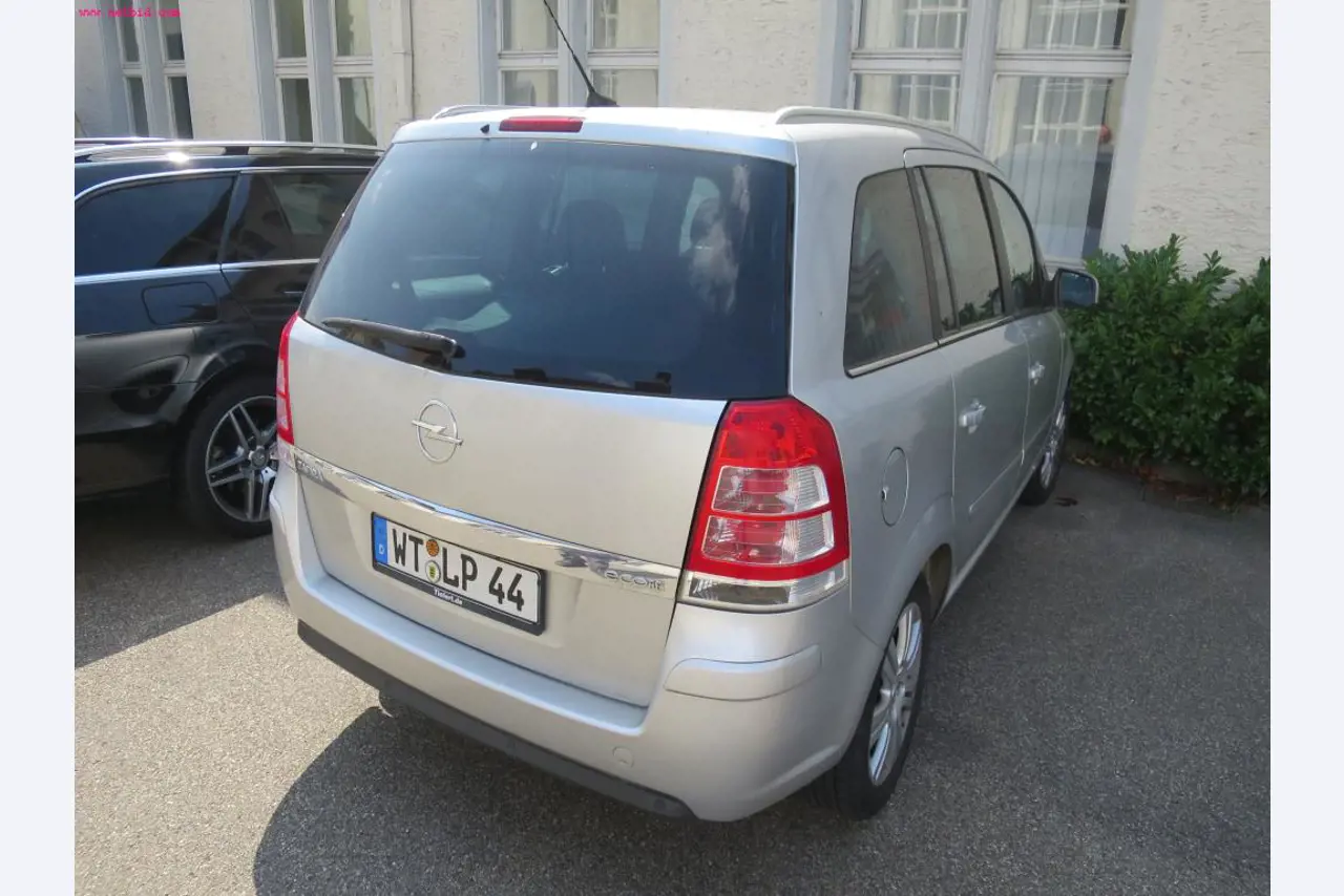 Máquinas dos sectores da fiação, tecelagem e tinturaria - Localização 79787 Lauchringen-1