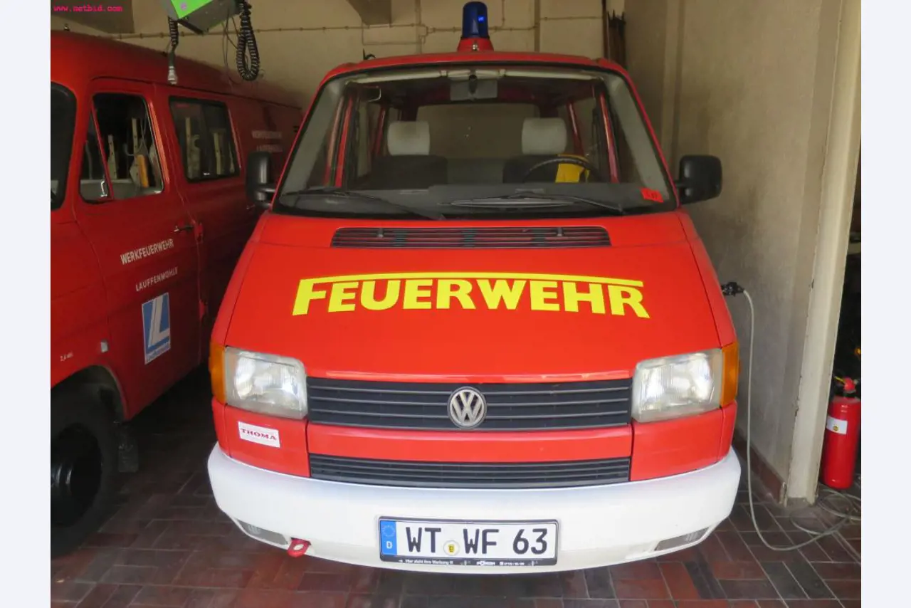 Máquinas dos sectores da fiação, tecelagem e tinturaria - Localização 79787 Lauchringen-1