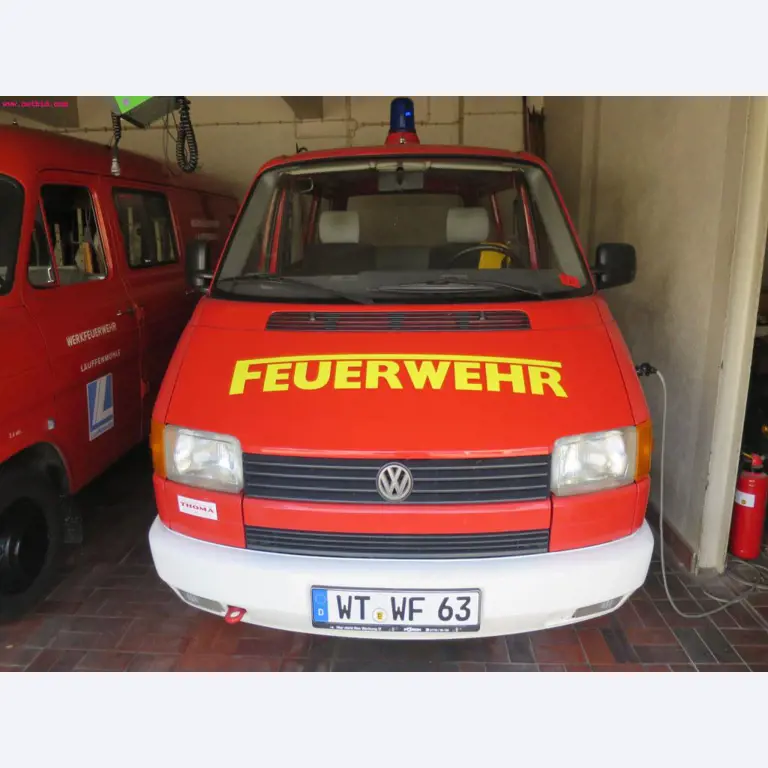 Máquinas dos sectores da fiação, tecelagem e tinturaria - Localização 79787 Lauchringen-1