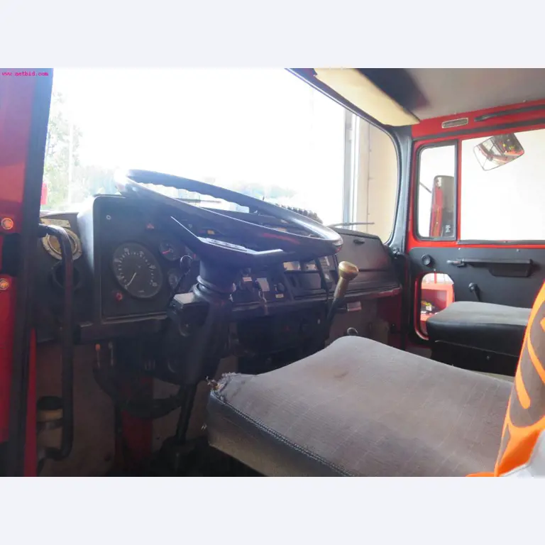 Máquinas dos sectores da fiação, tecelagem e tinturaria - Localização 79787 Lauchringen-3