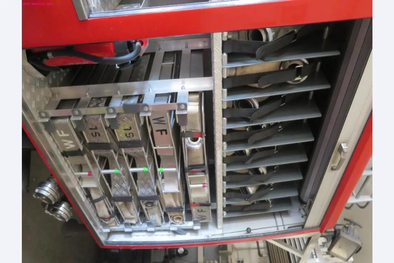 Máquinas dos sectores da fiação, tecelagem e tinturaria - Localização 79787 Lauchringen-9