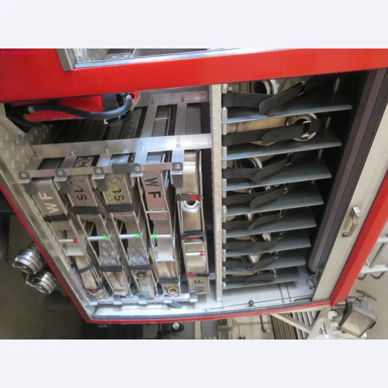 Máquinas dos sectores da fiação, tecelagem e tinturaria - Localização 79787 Lauchringen-9