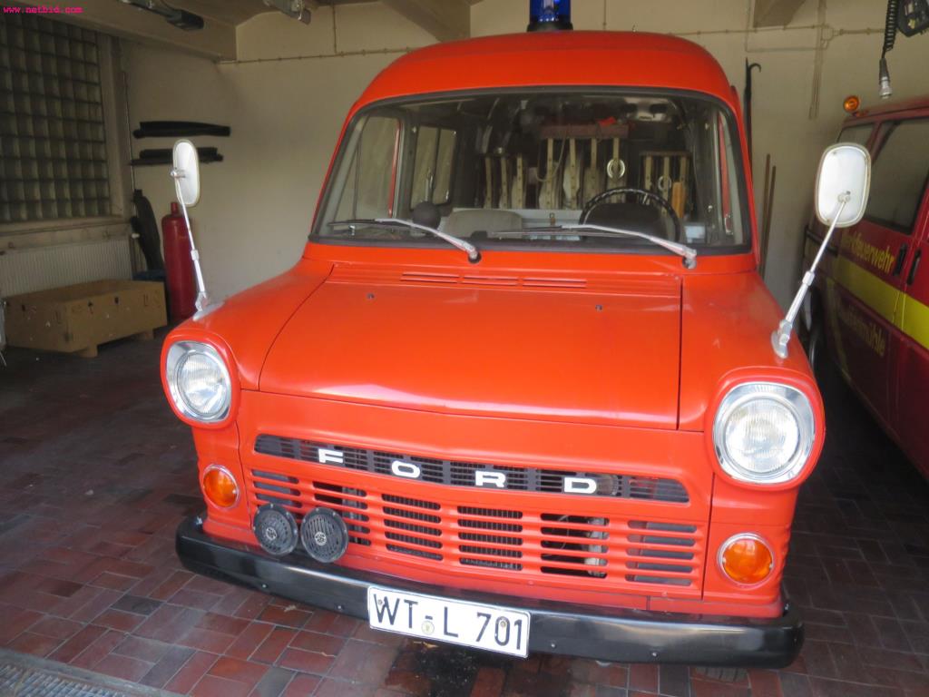 Máquinas dos sectores da fiação, tecelagem e tinturaria - Localização 79787 Lauchringen-1