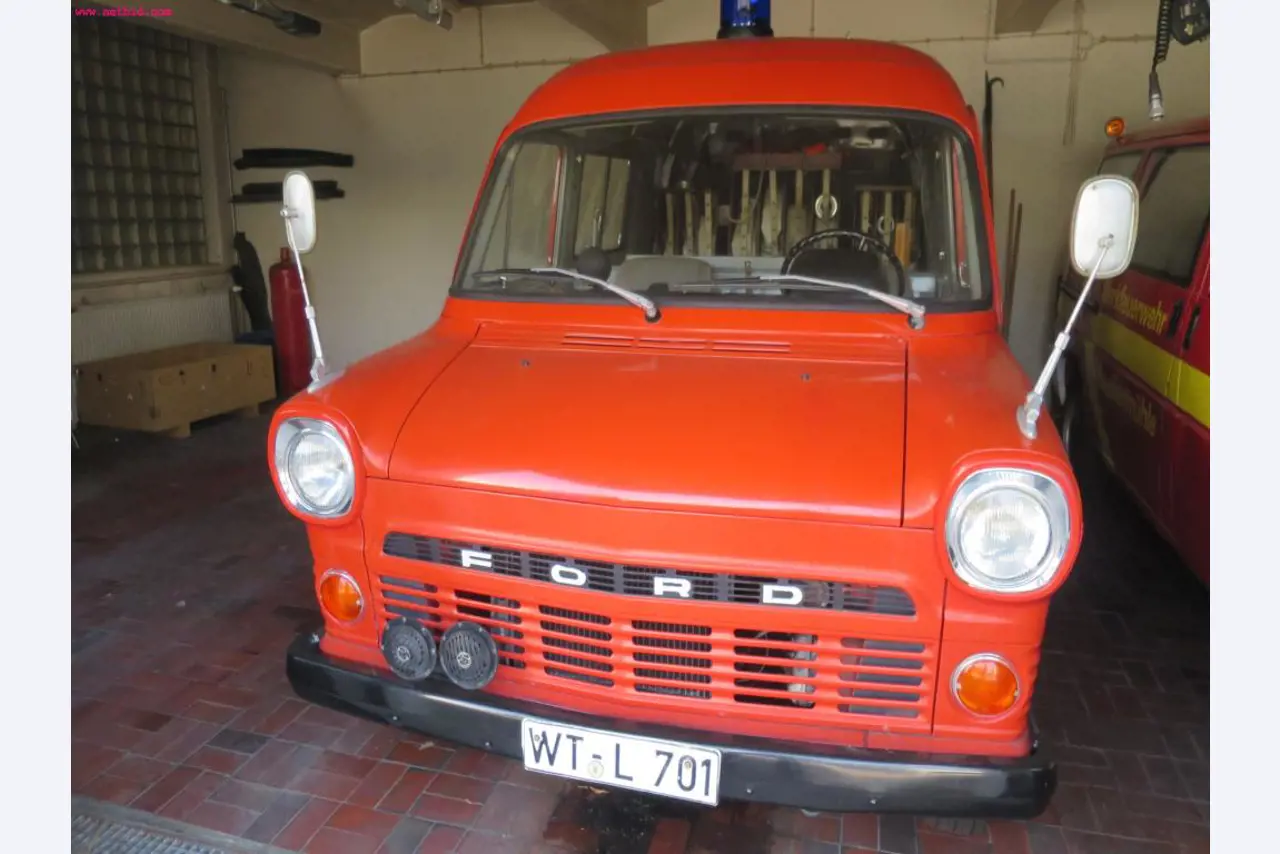 Máquinas dos sectores da fiação, tecelagem e tinturaria - Localização 79787 Lauchringen-1