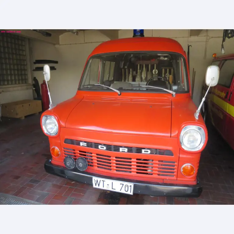 Máquinas dos sectores da fiação, tecelagem e tinturaria - Localização 79787 Lauchringen-1