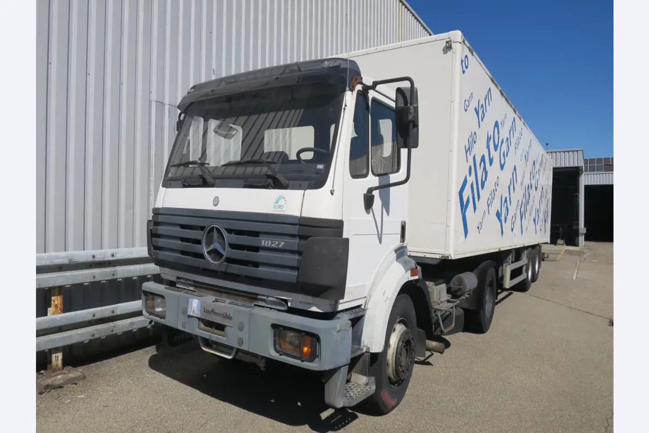 Máquinas dos sectores da fiação, tecelagem e tinturaria - Localização 79787 Lauchringen-1