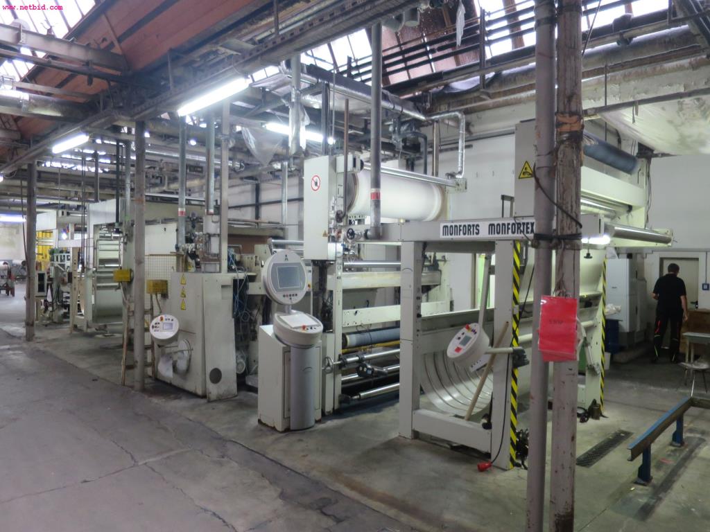 Máquinas dos sectores de pré-tratamento, tinturaria e acabamento - Localização 79541 Lörrach-1