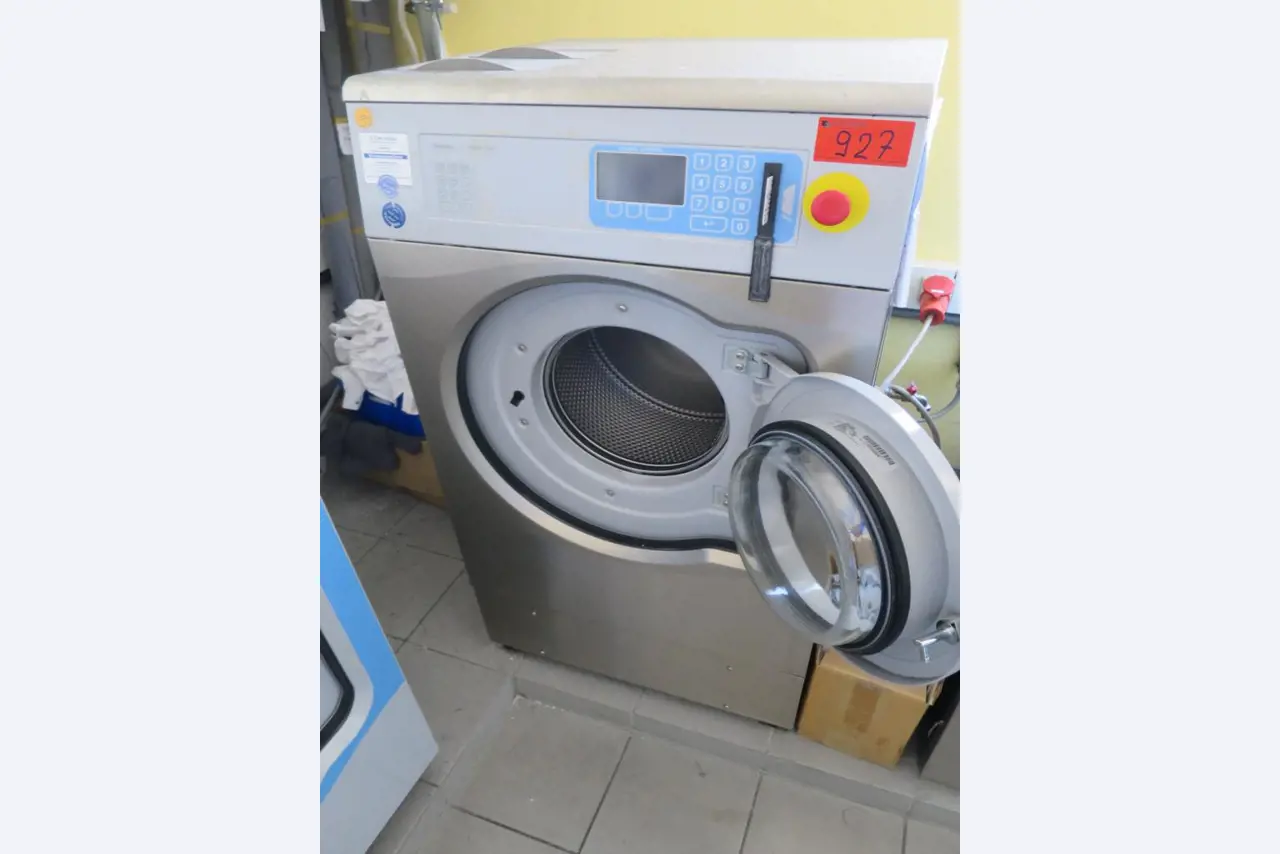 Máquinas dos sectores de pré-tratamento, tinturaria e acabamento - Localização 79541 Lörrach-1