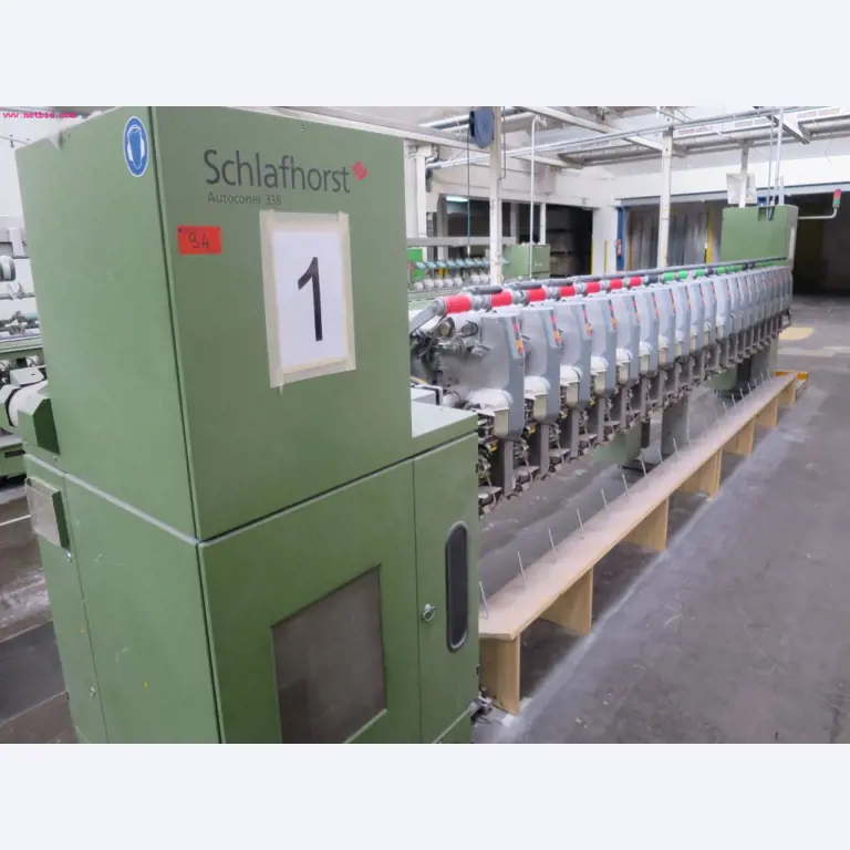 Máquinas dos sectores da fiação, tecelagem e tinturaria - Localização 79787 Lauchringen-1