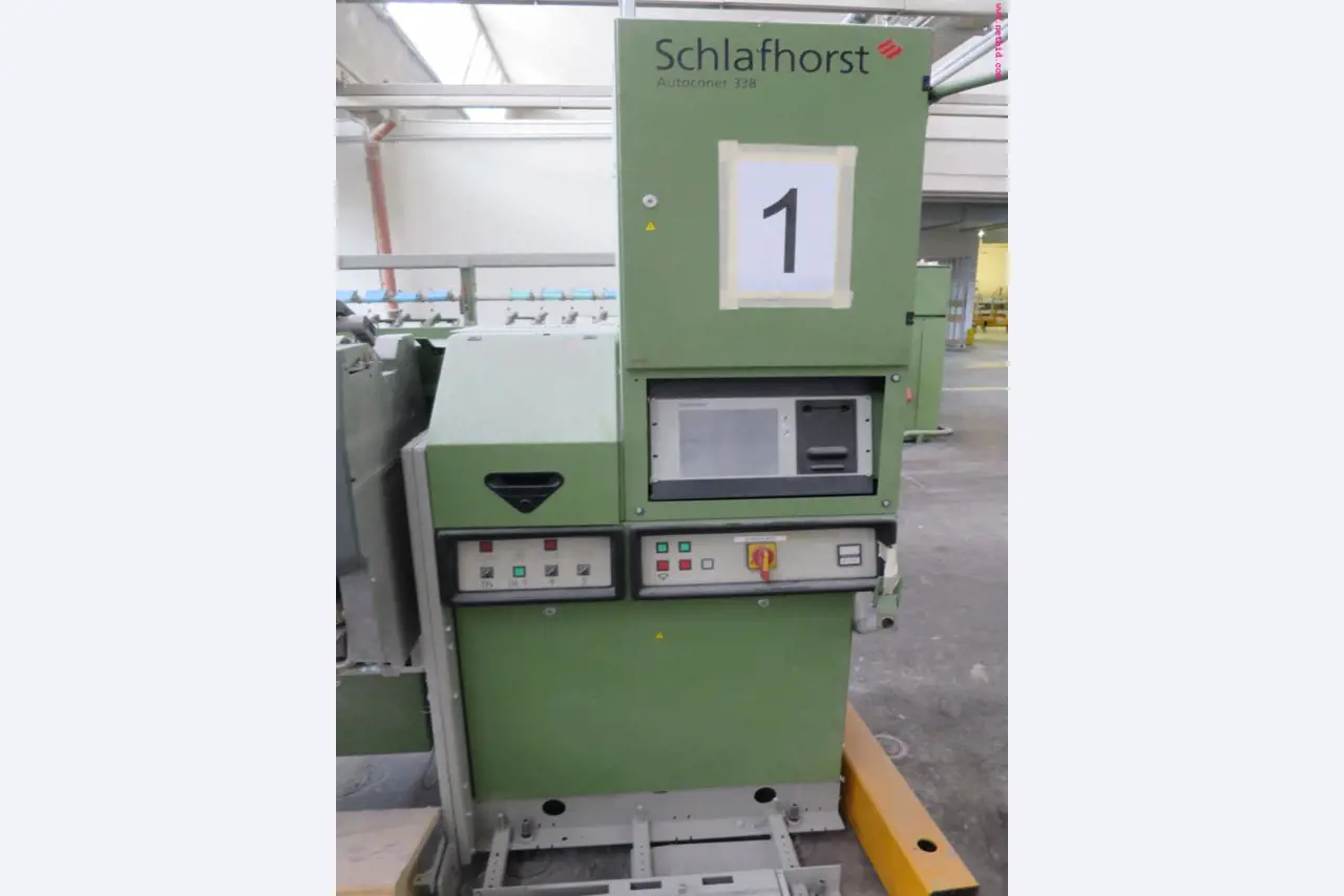 Máquinas dos sectores da fiação, tecelagem e tinturaria - Localização 79787 Lauchringen-2