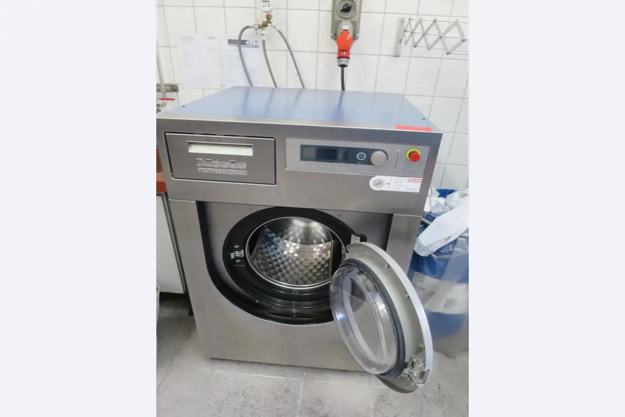 Comprehensive machinery from the sections pretreatment, dyeworks, finishing - Location 79541 Lörrach-1