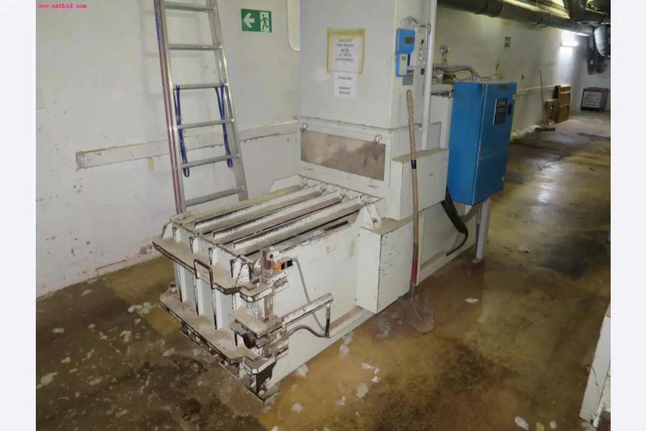 Comprehensive machinery from the sections spinning, weaving - Location 79787 Lauchringen -1