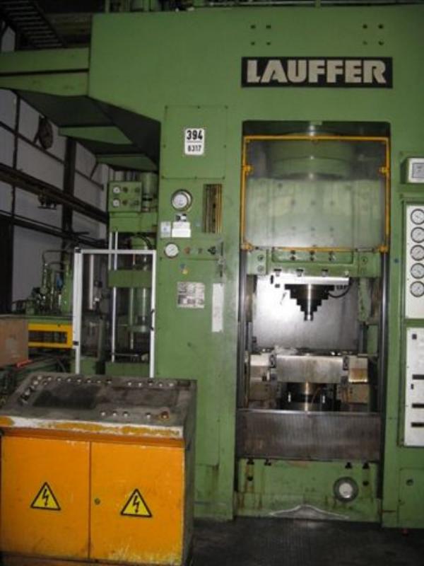 2 gepflegte, überzählige Ziehpressen -4