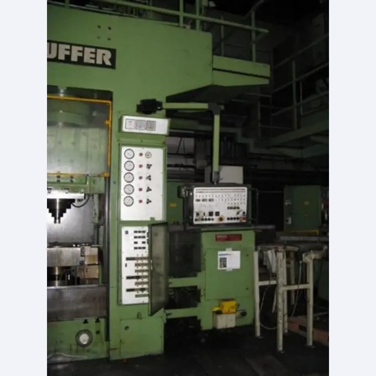 2 gepflegte, überzählige Ziehpressen -1