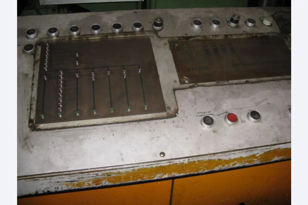 2 gepflegte, überzählige Ziehpressen -7