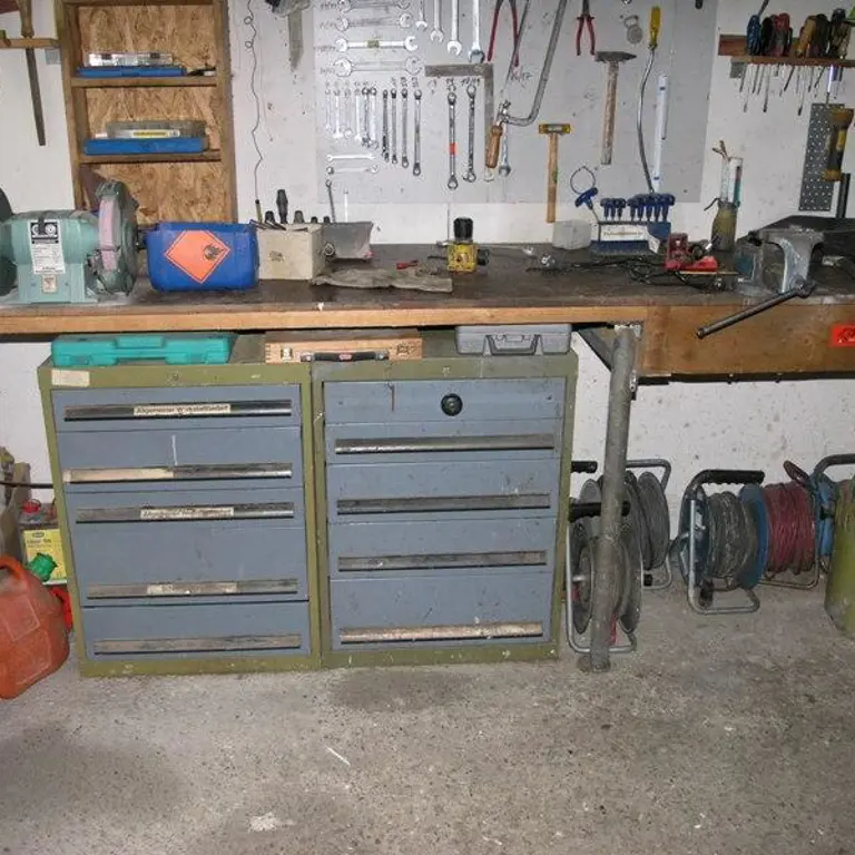 work bench