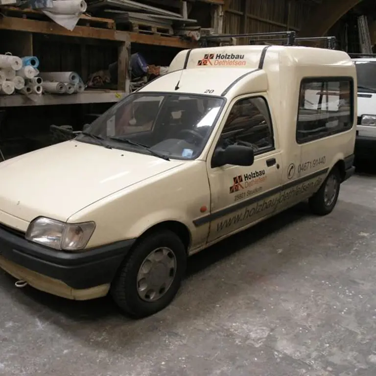 Pkw Ford Courier