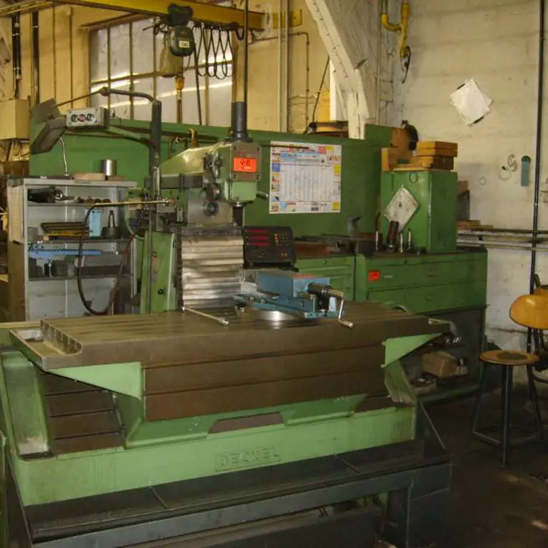 universal boring and milling machine  Deckel FP 3 LV