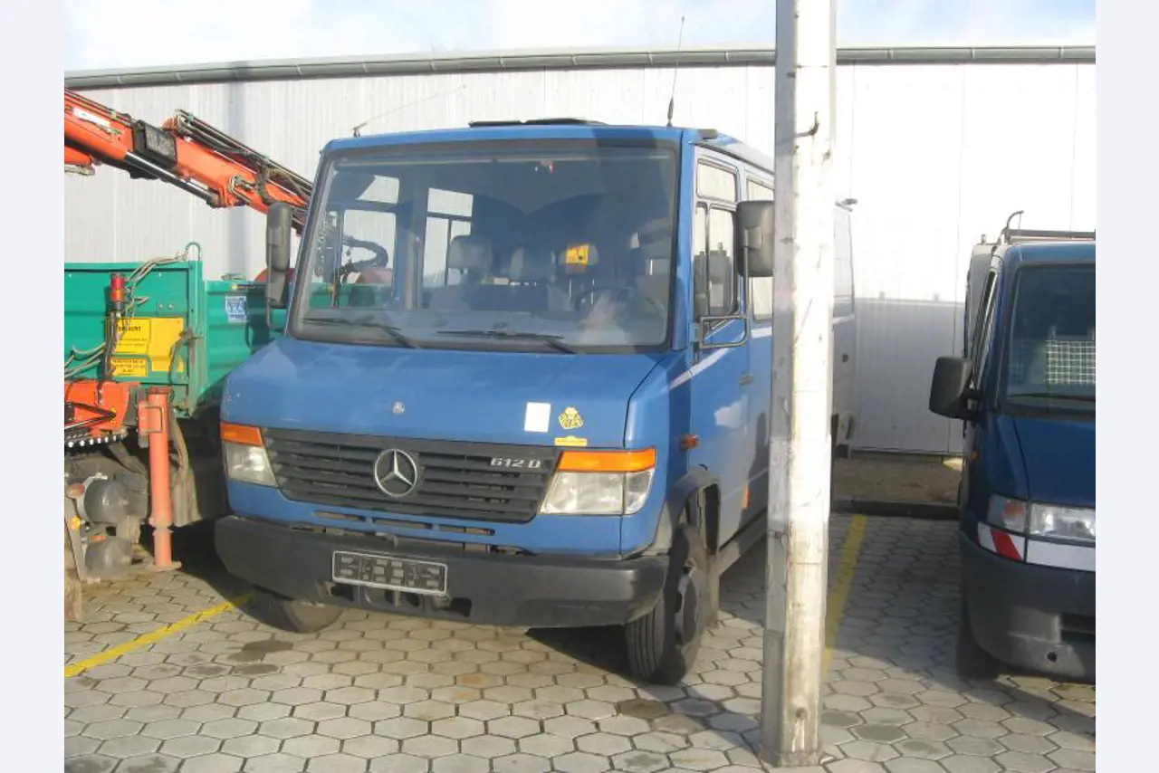 Working ship (direction finding boat) "Deepenschriewer IV" <br>and living barge "WS 3"-1