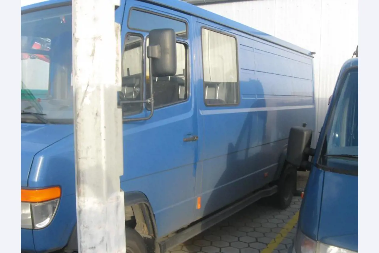 Working ship (direction finding boat) "Deepenschriewer IV" <br>and living barge "WS 3"-3