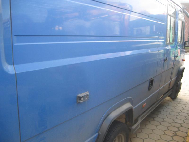 Working ship (direction finding boat) "Deepenschriewer IV" <br>and living barge "WS 3"-4