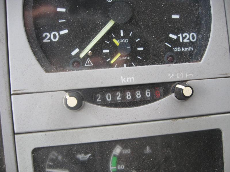 Bateau de travail (bateau-sonde) "Deepenschriewer IV&quot ; <br>ainsi que des barges d'habitation "WS 3&quot ;

-12