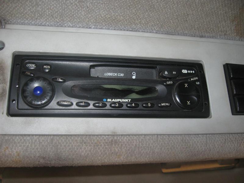 Bateau de travail (bateau-sonde) "Deepenschriewer IV&quot ; <br>ainsi que des barges d'habitation "WS 3&quot ;

-15