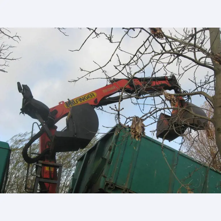 Barco de trabajo (barco de sondeo) "Deepenschriewer IV" <br>así como barcazas residenciales "WS 3"
-3