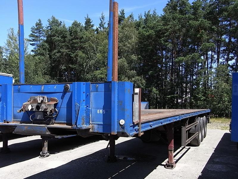 2 semi-remorques bien entretenues-1