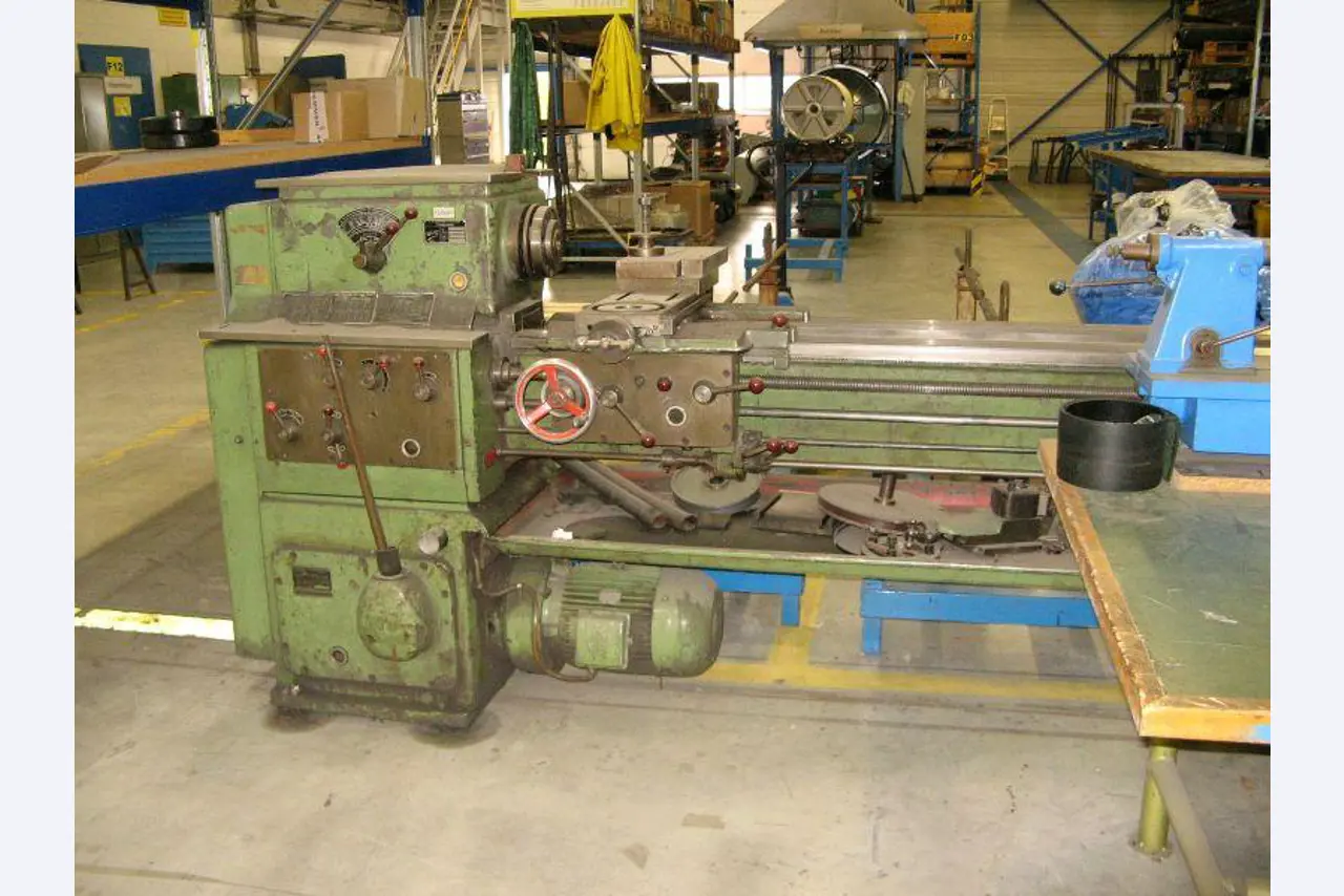 gepflegte Werkzeugmaschinen-1